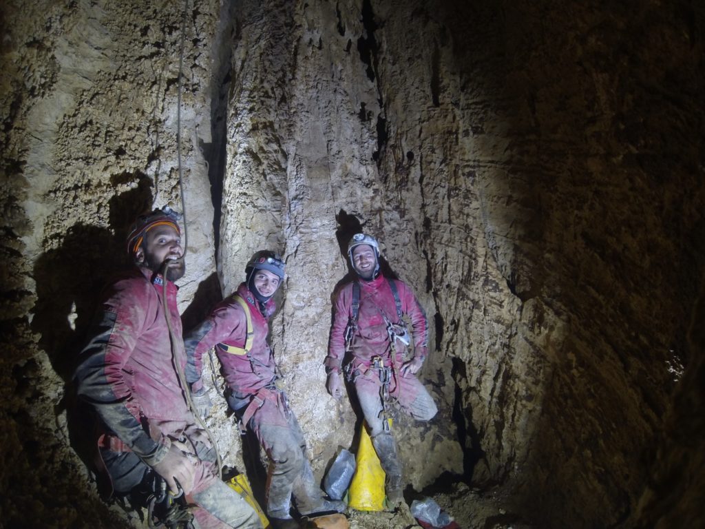 Grotta di Monte Cucco - Risalita Cascata della Fluoresceina